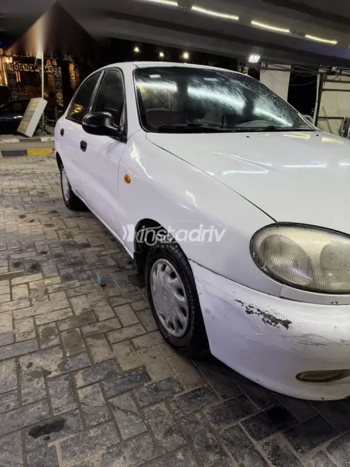دايو لانوس 2000 أبيض مستعملة للبيع - 2