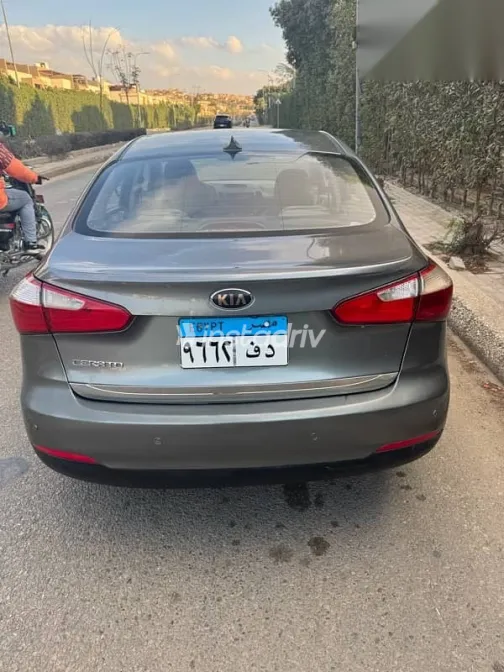 كيا سيراتو 2016 رمادي مستعملة للبيع - 10