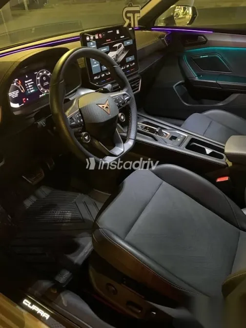 Cupra Leon 2025 Beige Used for Sale - 6