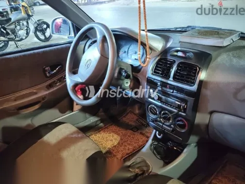 Hyundai Verna 2017 Silver Used for Sale - 5