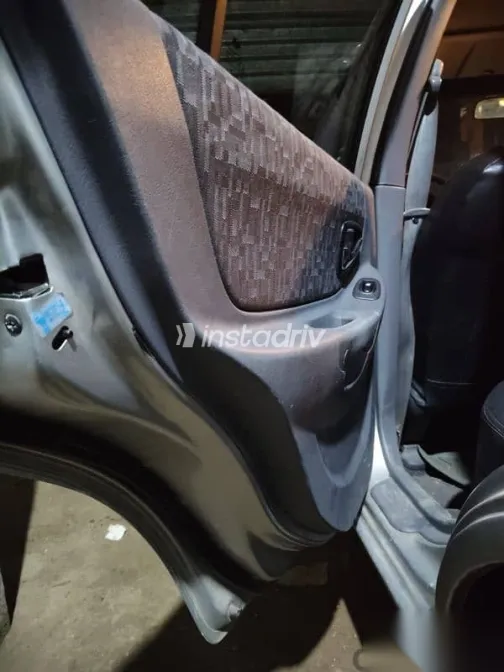 Hyundai Verna 2017 Silver Used for Sale - 7