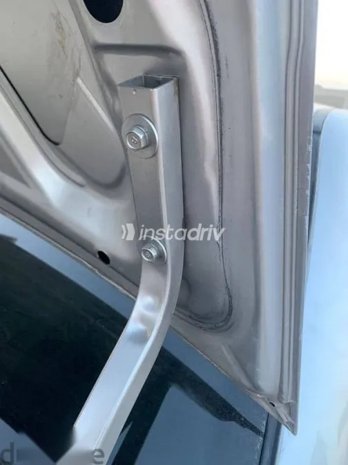 Hyundai Verna 2017 Silver Used for Sale - 9