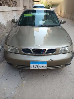 دايو نوبيرا 1998 ذهبي مستعملة للبيع