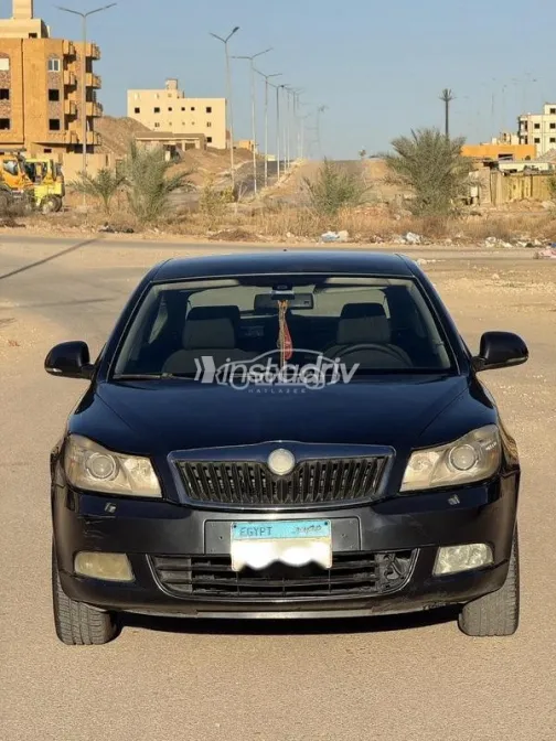 سكودا فانتازيا 2010 فضي مستعملة للبيع - 1