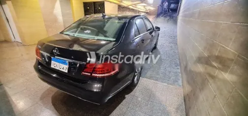 مرسيدس E 200 2015 أسود مستعملة للبيع - 4