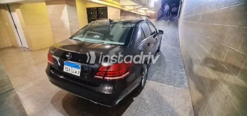 مرسيدس E 200 2015 أسود مستعملة للبيع - 5