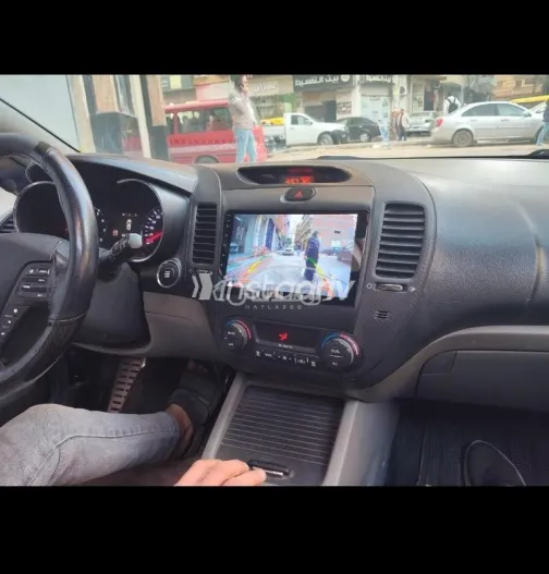 Kia Cerato 2016 Silver Used for Sale - 1