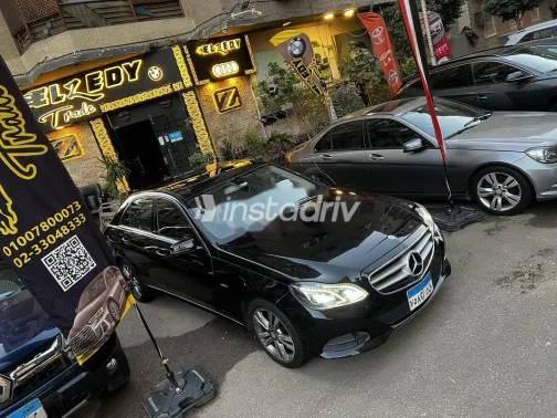 مرسيدس E 180 2016 أبيض مستعملة للبيع - 1