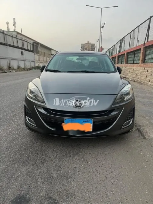 مازدا 3 2011 رمادي مستعملة للبيع - 1