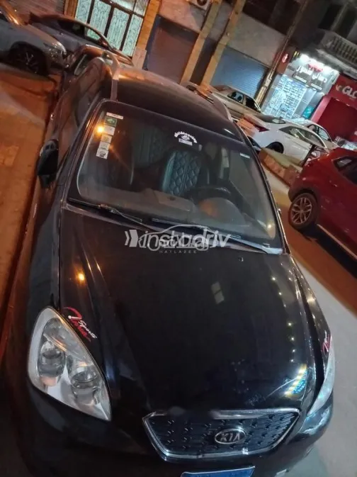Kia Carens 2011 Black Used for Sale - 3