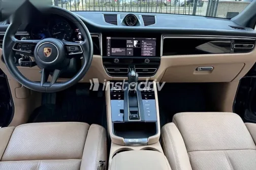 Porsche Macan 2022 Dark Blue Used for Sale - 3