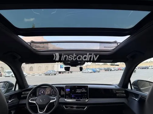 Volkswagen Tiguan 2025 Gray Used for Sale - 7