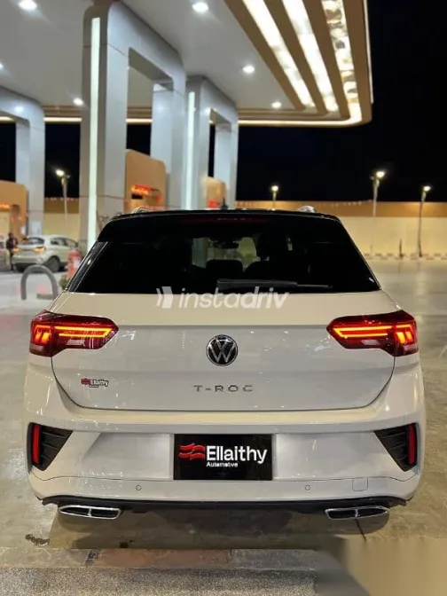 فولكس فاغن تي روك 2026 أبيض جديدة للبيع - 3