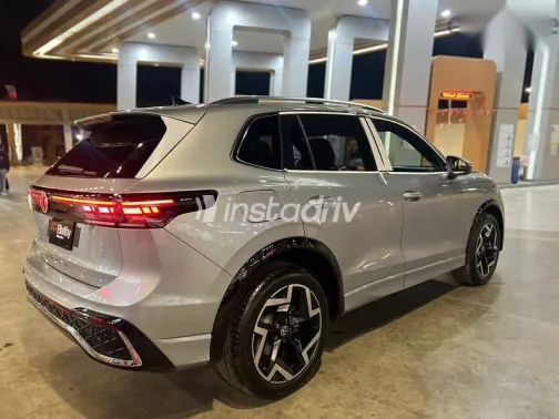 فولكس فاغن تيجون 2026 فضي جديدة للبيع - 7