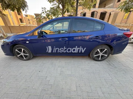 سوبارو امبريزا 2022 أبيض مستعملة للبيع - 4