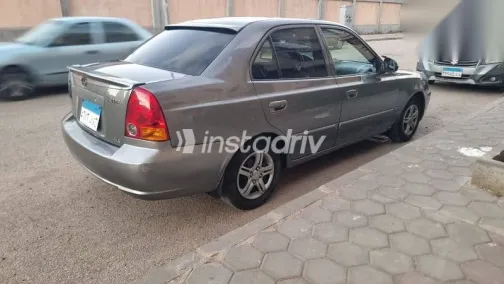 هيونداي فيرنا 2014 رمادي مستعملة للبيع - 3