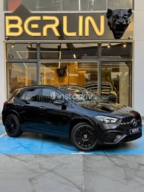 مرسيدس GLA 200 2026 أسود جديدة للبيع - 1