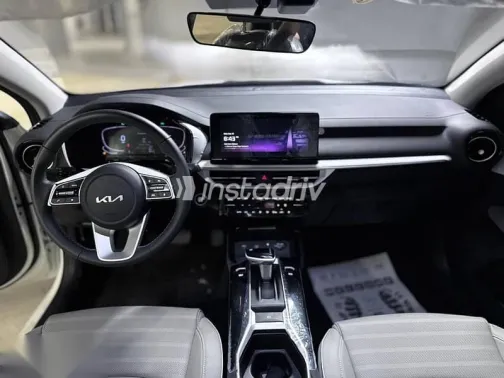 كيا K3 2025 أبيض جديدة للبيع - 7