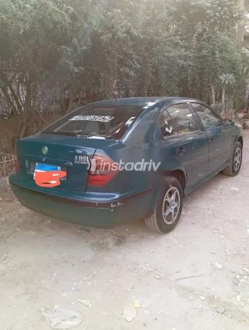 سكودا اوكتافيا 1998 أخضر مستعملة للبيع - 1