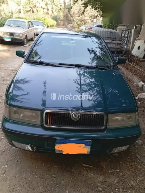 سكودا اوكتافيا 1998 أخضر مستعملة للبيع - 2