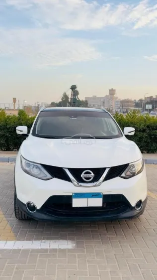 نيسان قشقاي 2017 أبيض مستعملة للبيع