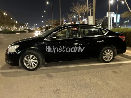 نيسان سنترا 2018 أبيض مستعملة للبيع - 5