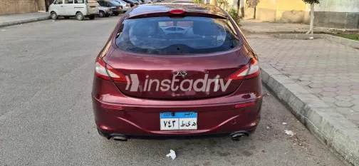 اسبيرانزا M12 2011 أبيض مستعملة للبيع - 1