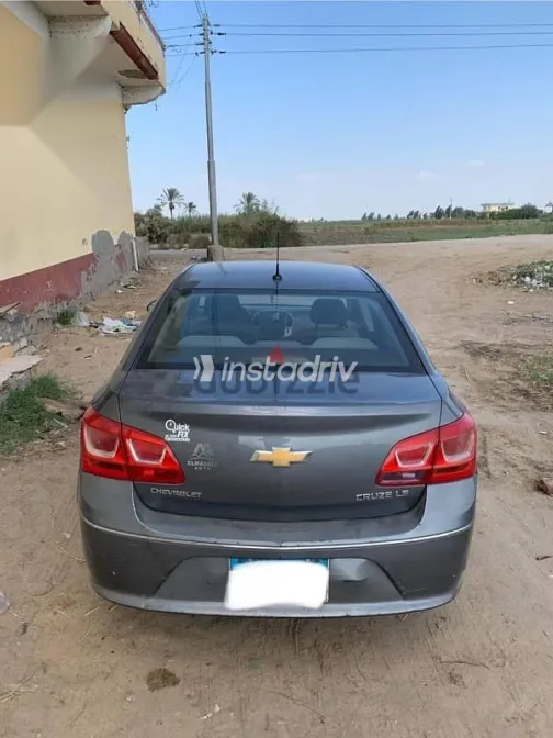 Chevrolet Cruze 2016 Gray Used for Sale - 9