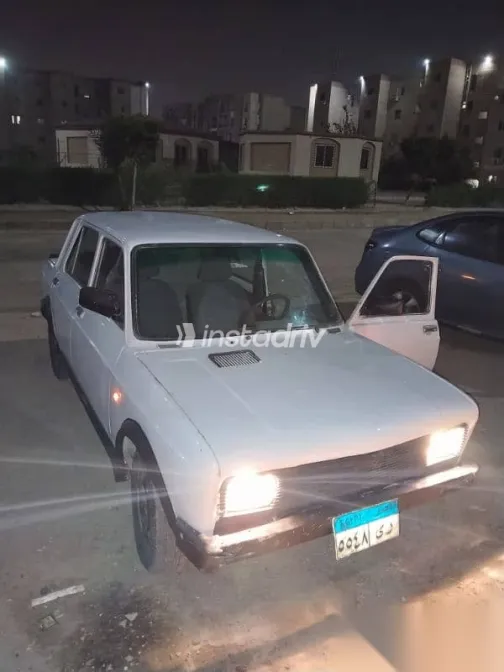 فيات 128 1990 أبيض مستعملة للبيع - 1