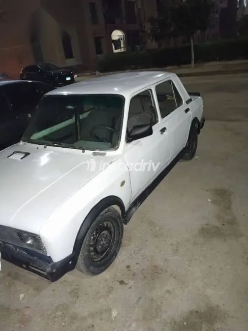 فيات 128 1990 أبيض مستعملة للبيع - 2