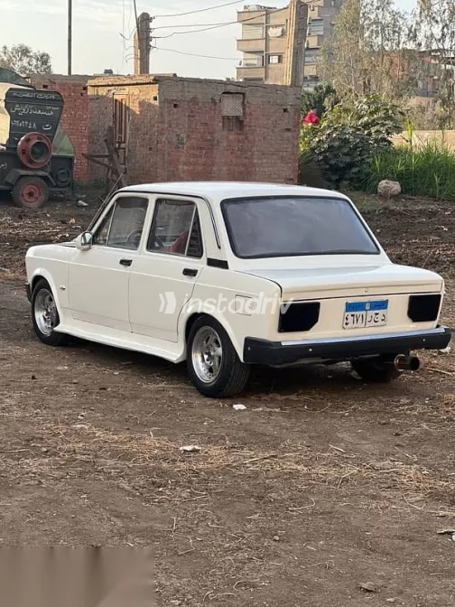 فيات 128 1988 أبيض مستعملة للبيع - 5