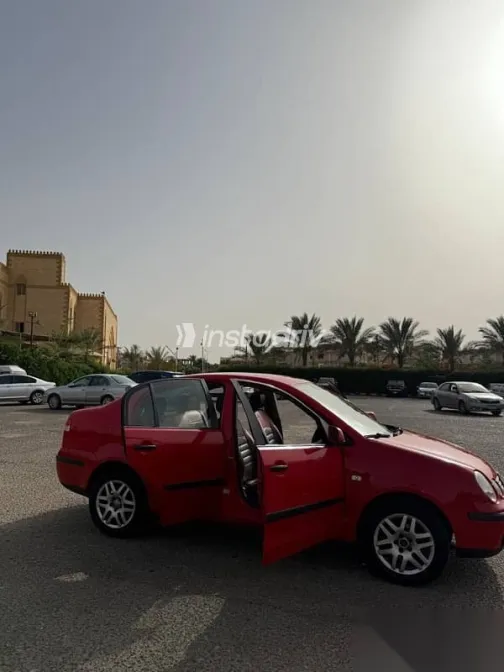 Volkswagen Polo 2006 Red Used for Sale - 2