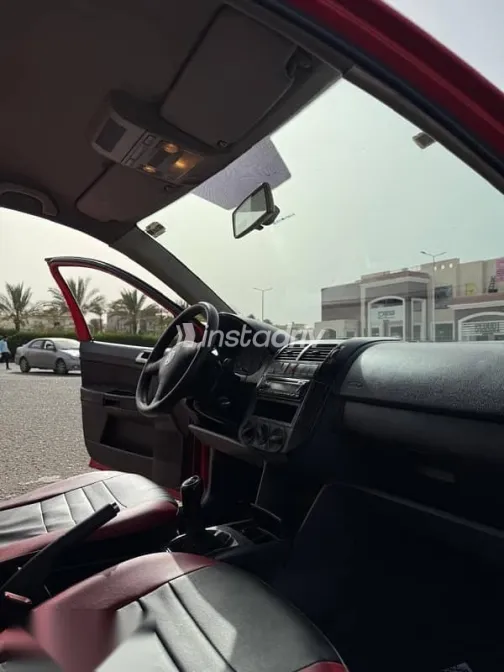 Volkswagen Polo 2006 Red Used for Sale - 4