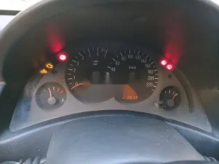 اوبل كورسا 2004 أزرق غامق مستعملة للبيع