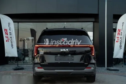 كيا كارنفال 2025 أسود مستعملة للبيع - 5