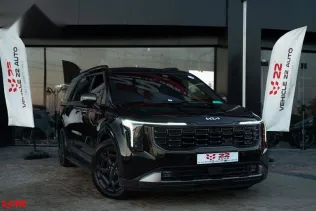 كيا كارنفال 2025 أسود مستعملة للبيع