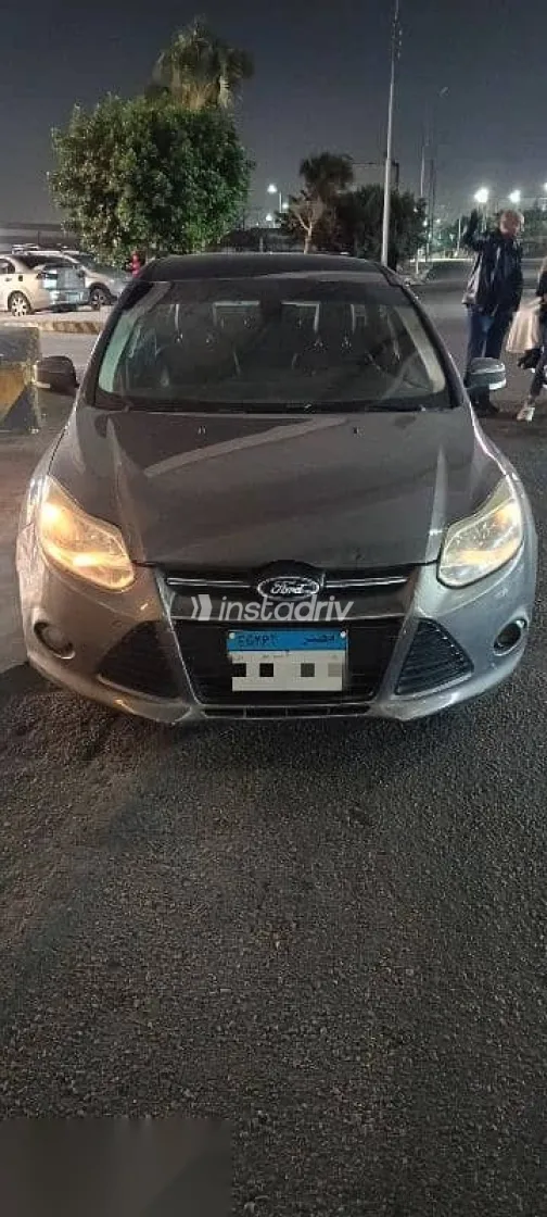 Ford Focus 2013 Beige Used for Sale - 3