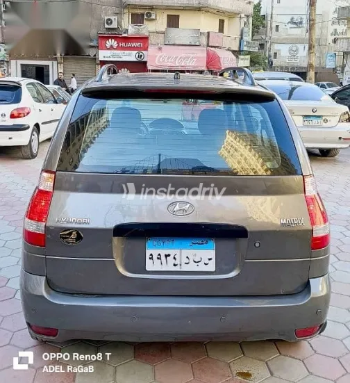 هيونداي ماتريكس 2010 فضي مستعملة للبيع - 6