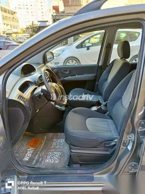 هيونداي ماتريكس 2010 فضي مستعملة للبيع - 9