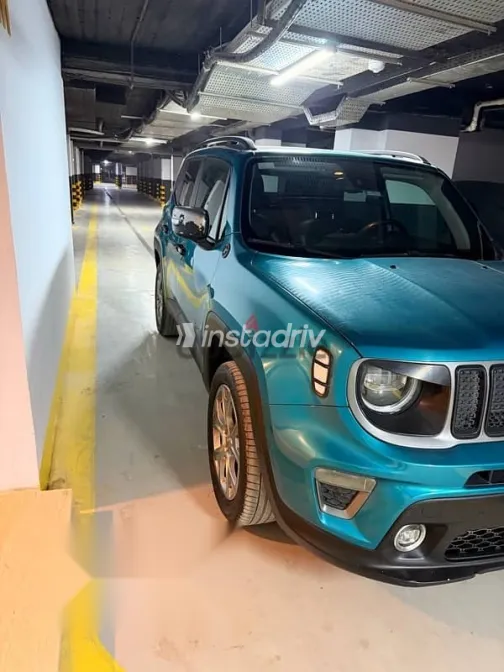 جيب رينيجيد 2021 أزرق غامق مستعملة للبيع - 3