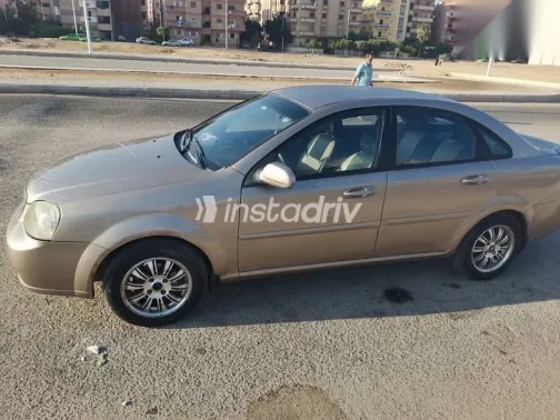 شيفروليه أوبترا 2008 ذهبي مستعملة للبيع - 6