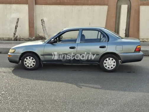 تويوتا كورولا 1992 زيتي مستعملة للبيع - 1