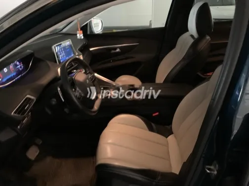 بيجو 3008 2021 بترولي مستعملة للبيع - 4