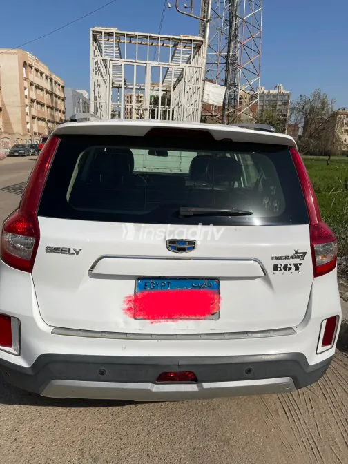 جيلي امجراند X7 2020 أبيض مستعملة للبيع - 1