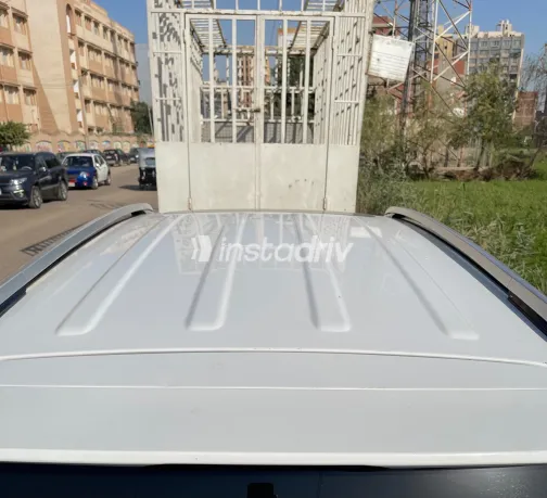 جيلي امجراند X7 2020 أبيض مستعملة للبيع - 2