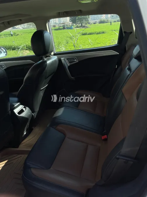 جيلي امجراند X7 2020 أبيض مستعملة للبيع - 4