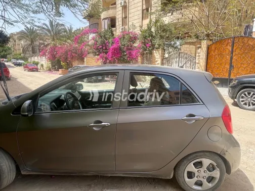 كيا بيكانتو 2016 أبيض مستعملة للبيع - 2