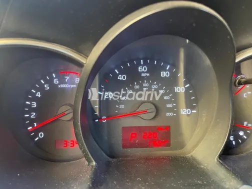 كيا بيكانتو 2016 أبيض مستعملة للبيع - 6