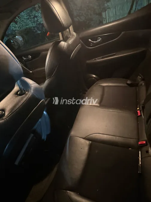 Nissan Qashqai 2020 White Used for Sale - 5