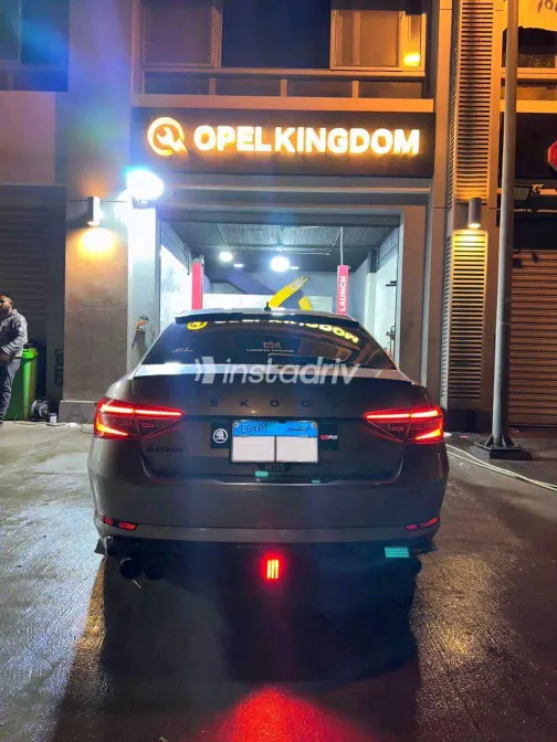 Skoda Superb 2021 White Used for Sale - 2